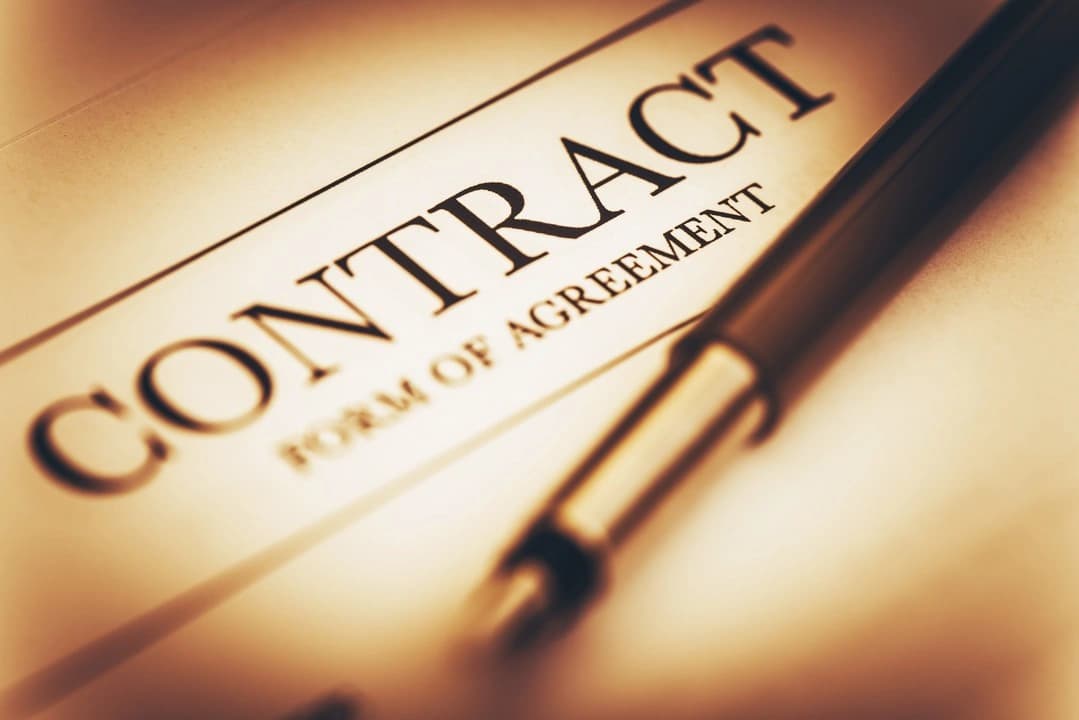 Oman Court Fines Workshop for Failing to Complete Contracted Work on Time